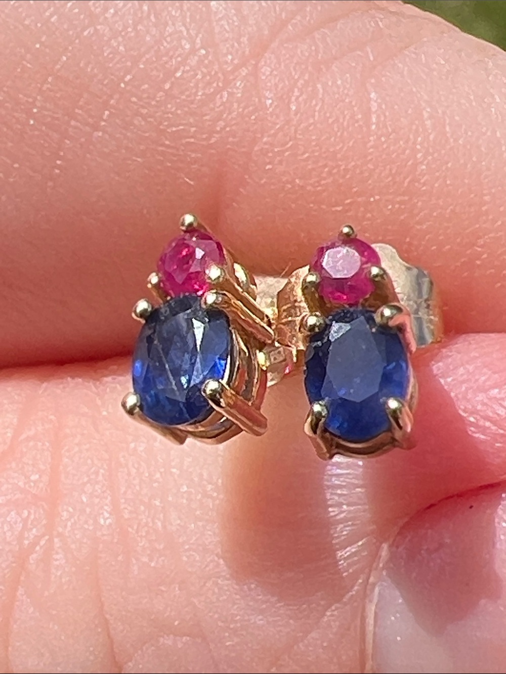Vintage 14k Solid Yellow Gold Blue Sapphire and Ruby Stud Earrings